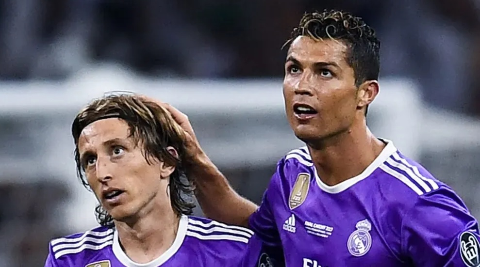 Cristiano Ronaldo gửi lời tri ân xúc động đến Luka Modric sau khi huyền thoại chia tay Real Madrid