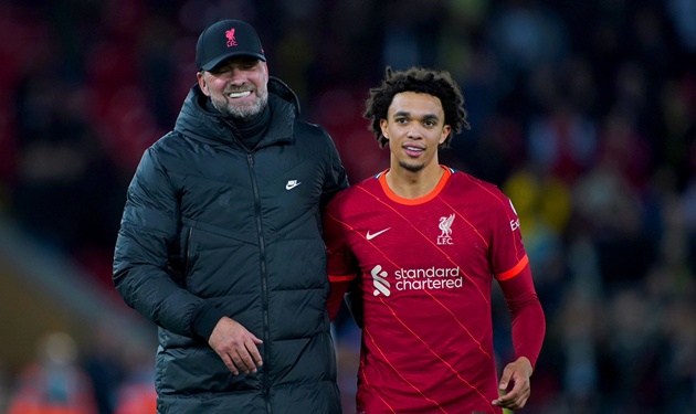 Klopp lên tiếng bảo vệ Alexander-Arnold trước sự chỉ trích của CĐV Liverpool