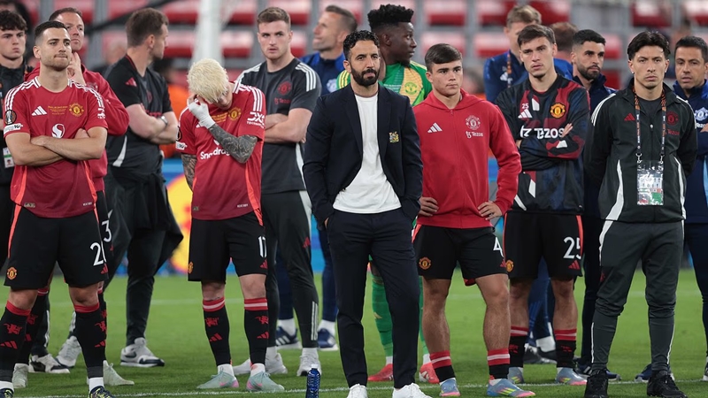 Manchester United Đại Tu Đội Hình: 10 Cầu Thủ Chia Tay, Khởi Trình Mới Cho Quỷ Đỏ